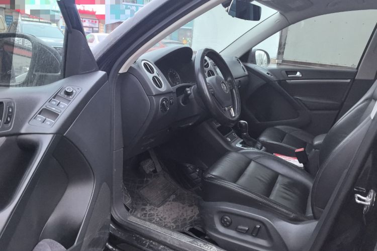 Used Volkswagen Tiguan 2015 1.8TSI Automatic All-Wheel-Drive Luxury Model