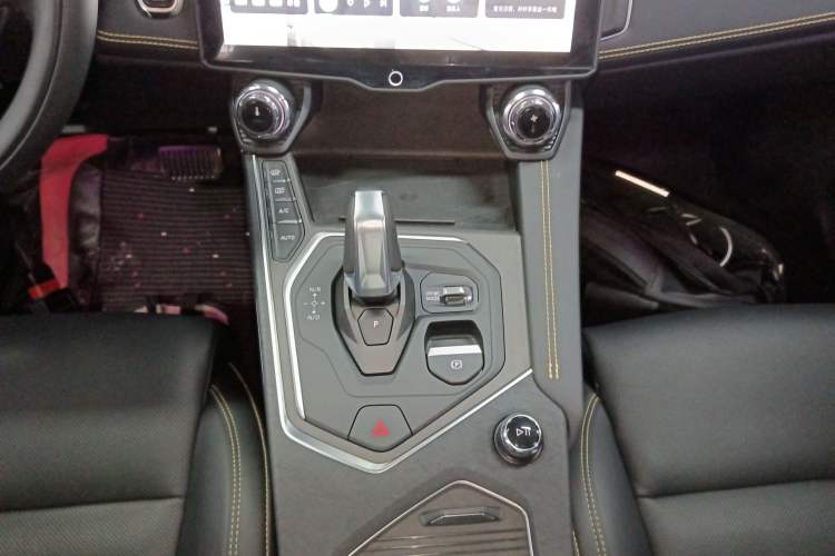 Used Lynk & Co 01 2023 2.0TD Two-Wheel Drive Pro Trim
