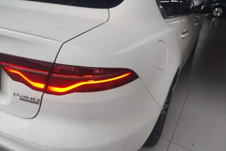 Used Jaguar XEL 2020 2.0T 200 PS S Advanced Elegance Edition Exterior 3