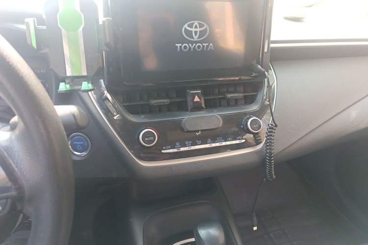 Used Toyota Corolla 2021 Dual-Engine 1.8L E-CVT Pioneer Edition
