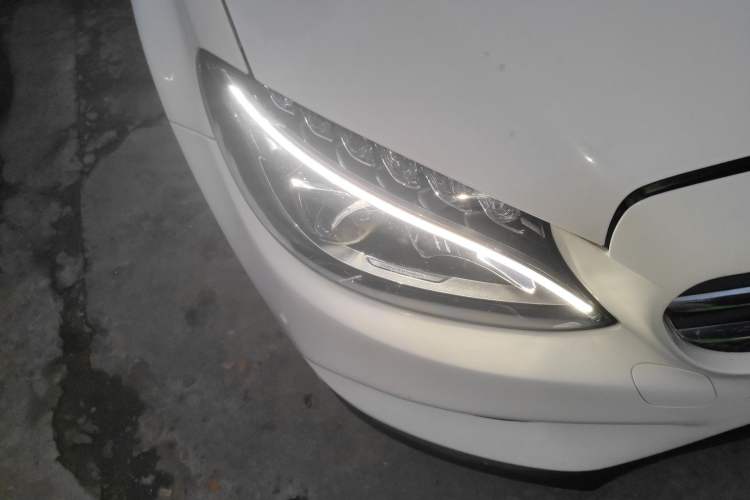 Used Mercedes-Benz C-Class 2017 Restyled C 200 Sport Edition