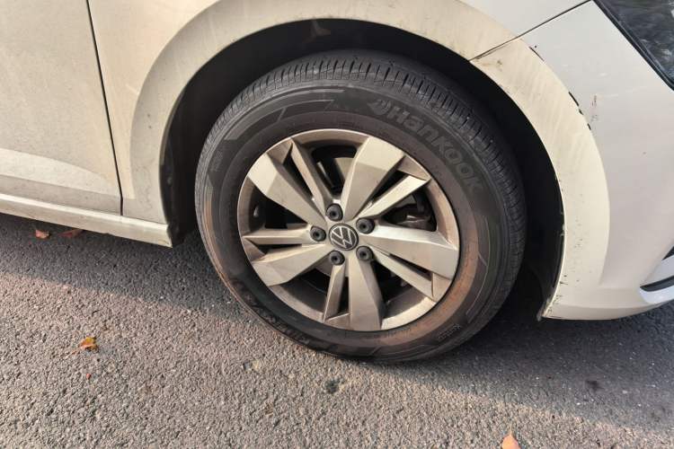 Used Volkswagen Polo 2021 Plus 1.5L Automatic Panoramic Enjoyment Edition Right Front Wheel Hub