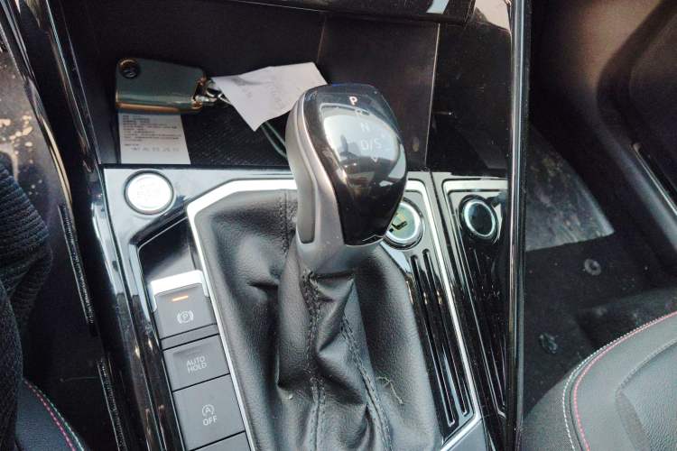 Used Volkswagen Tayron 2022 280TSI Two-Wheel Drive Luxury Smart Connectivity Version