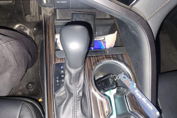 Used Toyota Camry 2019 2.5G Luxury Edition China VI Standard