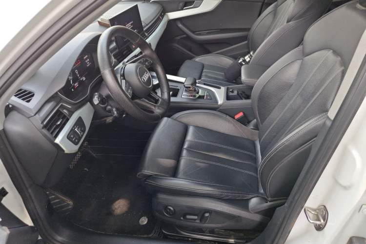 Used Audi A4L 2022 40 TFSI Fashion Dynamic Model
