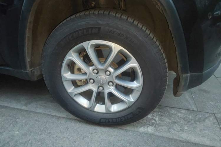 Used Jeep Grand Cherokee (Import) 2014 3.6L Elite Navigation Edition