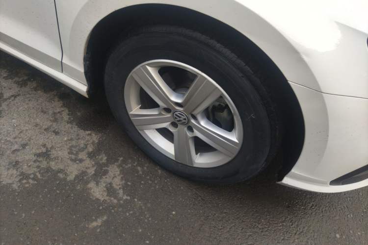 Used Volkswagen Lamando 2019 230TSI DSG Fashion Edition China VI
