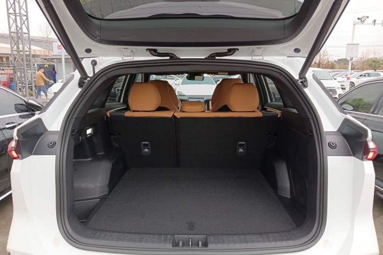 Used Geely Galaxy L7 2023 1.5T 115 km Starship
