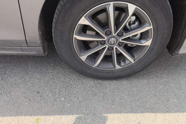 Used BYD Qin PLUS 2024 HONOR Edition DM-i 55KM Leading Model