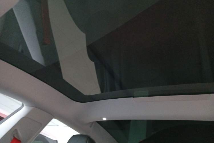 Used Tesla Model 3 2025 Rear-Wheel-Drive Version