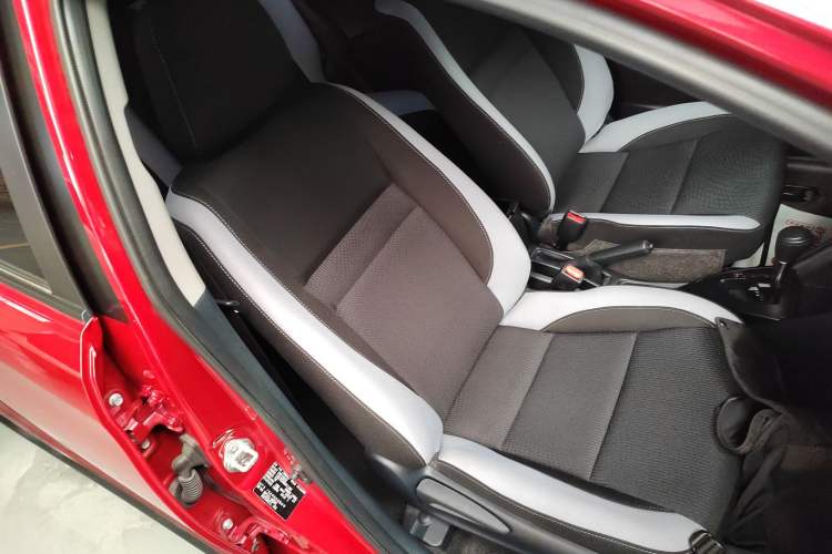 Used Toyota YARiS L Zhi Xuan 2022 X-Trail 1.5L CVT Leading PLUS Edition