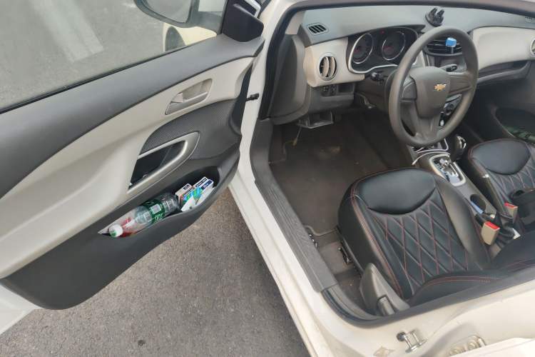 Used Chevrolet Sail 2015 Sail 3 1.3L AMT Ideal Edition Driver Seat