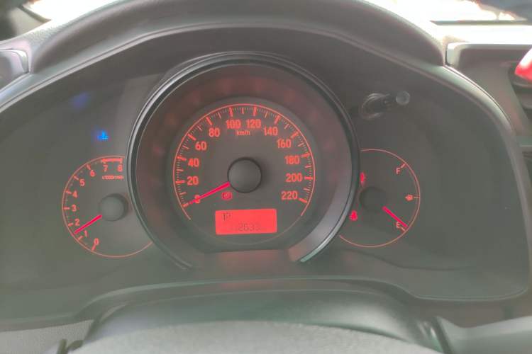 Used Honda Fit 2014 1.5L LX CVT Comfort Model Instrument Cluster