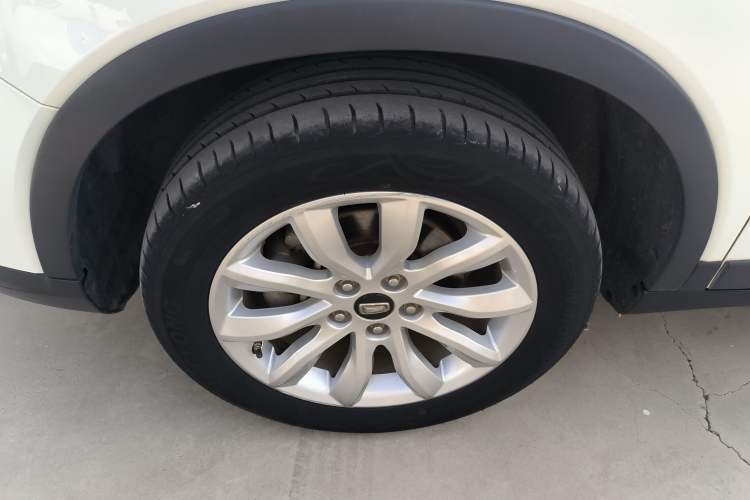 Used Bestune T33 2019 1.6L Manual Luxury Edition China VI Left Front Wheel Hub