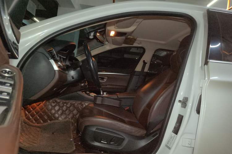 Used BMW 5 Series 2017 525Li Leading Model