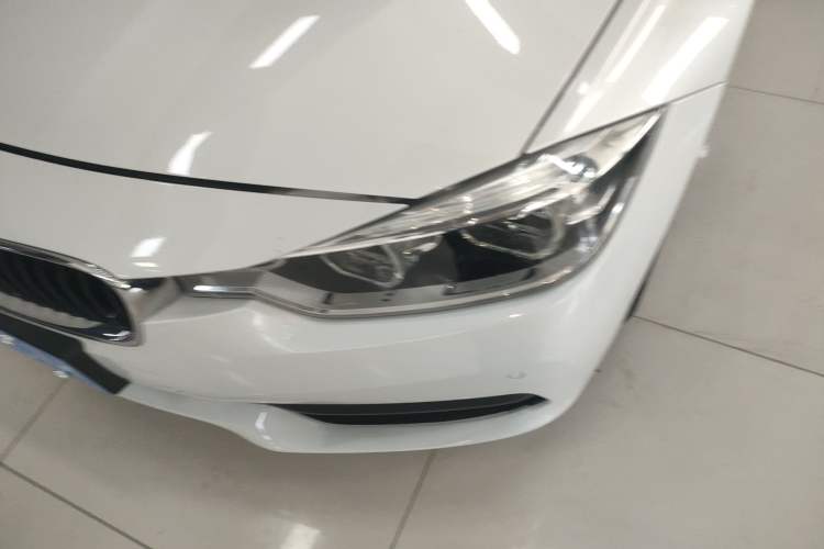 Used BMW 3 Series 2016 316i Fashion Model
