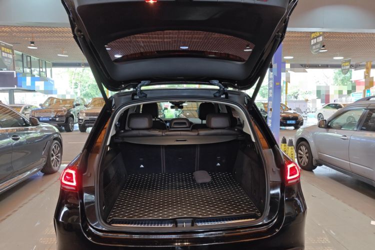 Used Mercedes-Benz GLE 2022 Facelifted GLE 350 4MATIC Fashion Edition Trunk