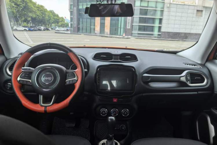 Used Jeep Renegade 2017 180T Automatic Kinetic Edition+