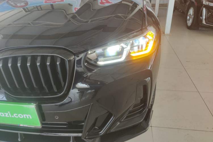 Used BMW X3 2022 Second Facelift xDrive30i Leading Edition M Night Sky Package