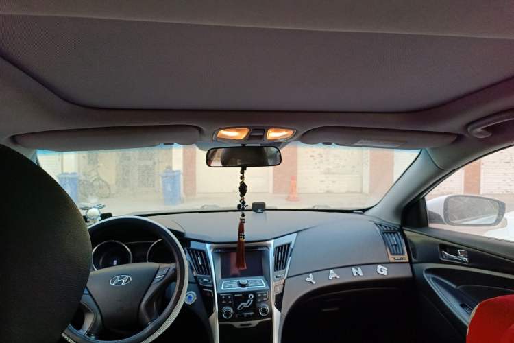 Used Hyundai Sonata 2013 2.0L Automatic Luxury Edition
