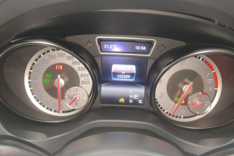 Used Mercedes-Benz GLA 2016 GLA 200 Fashion Model
