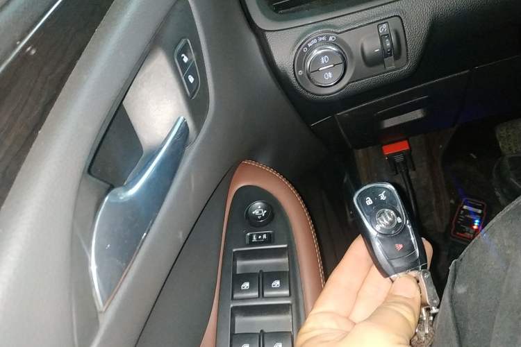 Used Buick Envision 2017 28T Four-Wheel Drive Elite Model