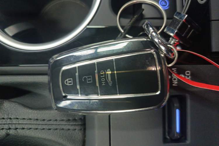 Used Toyota Highlander 2022 Dual-Engine 2.5L Four-Wheel Drive Prestige Version 7 Seats
