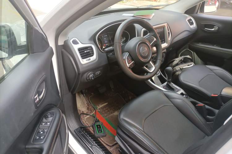 Used Jeep Compass 2020 220T Automatic Leading Edition