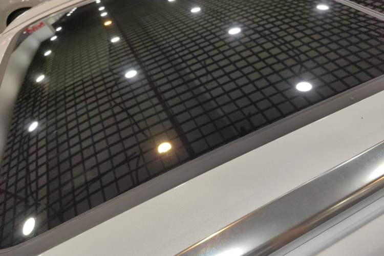 Used BYD Song PLUS New Energy 2025 DM-i 112KM Prestige Model Roof