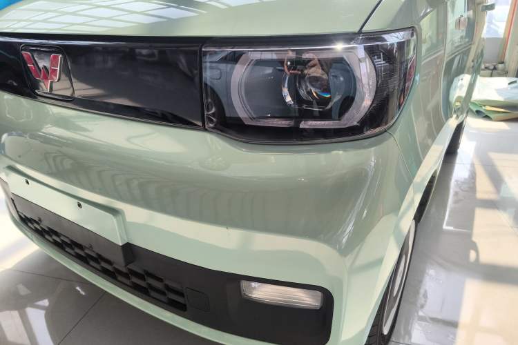 Used Wuling Hongguang MINIEV 2021 Macaron Fashion Model Lithium Iron Phosphate