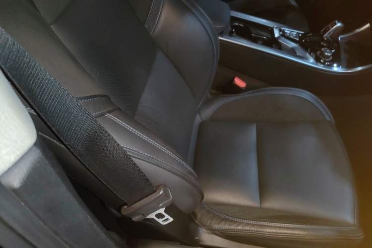 Used Lynk & Co 01 EM-P 2018 1.5T PHEV JingPro National Emission Standard V Right Front Seat