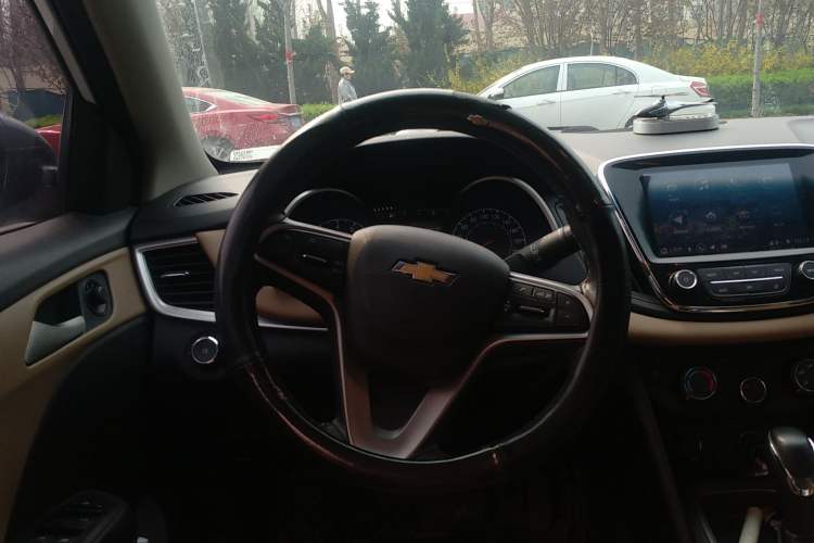 Used Chevrolet Monza 2022 320 Automatic Enjoyment Sunroof Version Steering Wheel