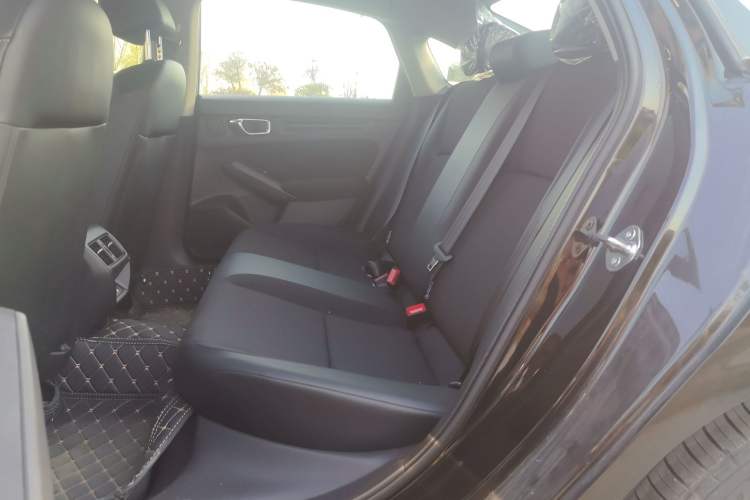 Used Honda Civic 2025 240TURBO CVT Smart & Fun Plus Left Rear Seat