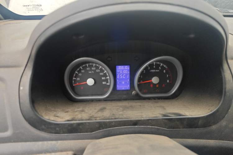 Used Nlmmotor Qiteng M70 2022 1.5L M70L Van Basic Version DAM15KR