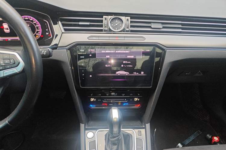 Used Volkswagen Magotan 2020 330TSI DSG Luxury Edition Audio And AC Panel