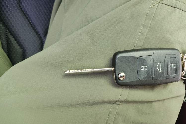 Used Mazda Mazda 3 2011 Sedan 1.6L Manual Comfort Model