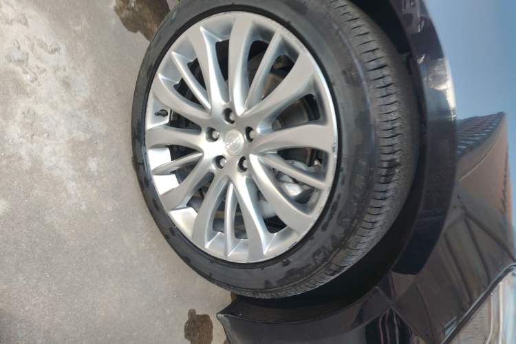 Used Buick LaCrosse 2018 28T Luxury Model