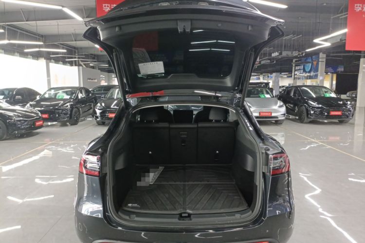 Used Tesla Model Y 2024 Rear-Wheel-Drive Version Trunk
