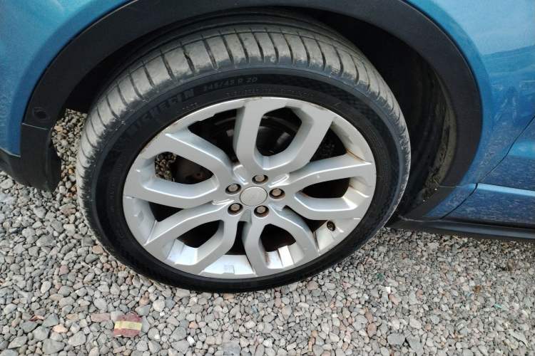 Used Land Rover Range Evoque 2014 2.0T 5-Door Ignite Edition Left Front Wheel Hub