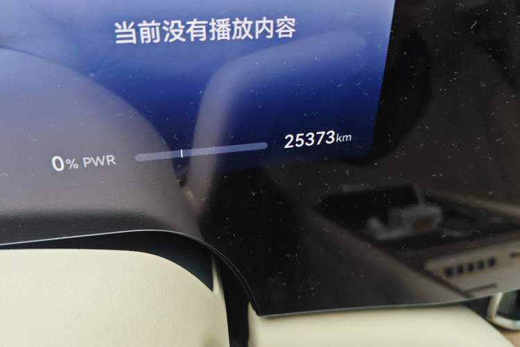 Used Hima AITO M9 2024 All-Electric Ultra Version 100 kWh 6-Seater Model Odometer Close Up