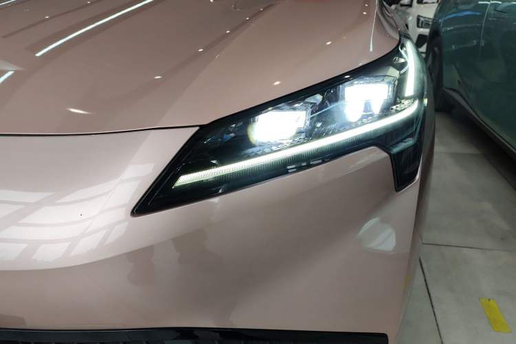 Used AION S Plus 2023 80 Tech Edition Ternary Lithium Left Front Headlight