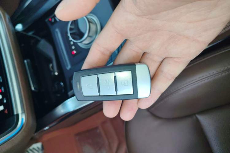 Used Zotye T700 2017 1.8T Dual-Clutch Luxury Model