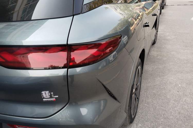 Used BYD Tang L 2025 DM 175KM Drone Player Edition
