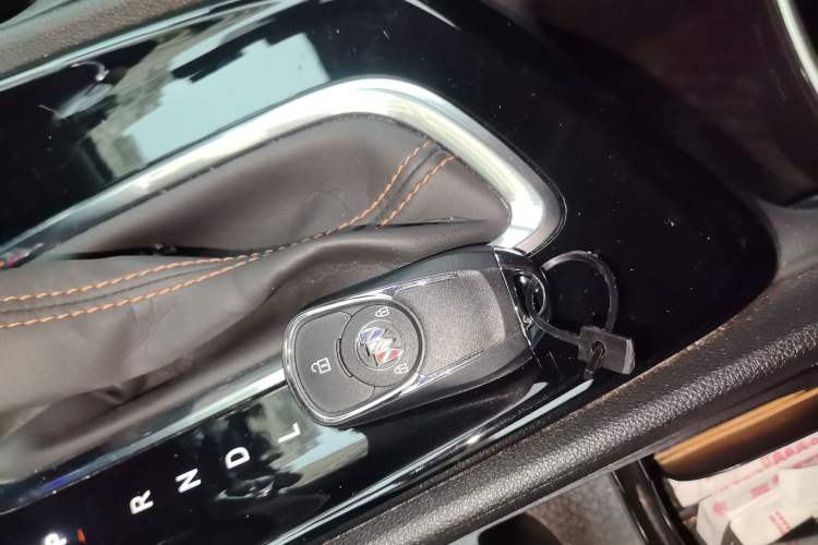 Used Buick Encore 2021 332T CVT Luxury Version Interior 1