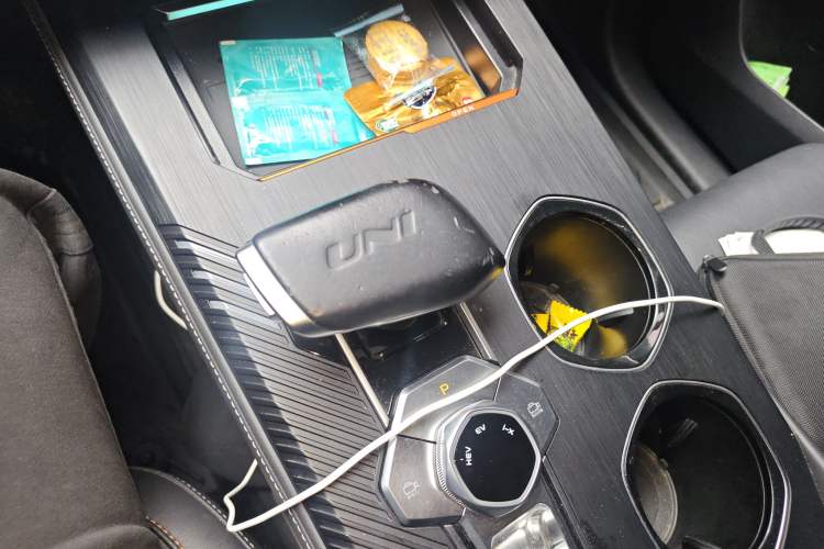 Used Changan UNI-K iDD 2022 Blue Whale iDD 130km 1.5T Prestige Model