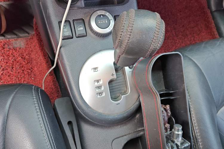 Used Nissan X-Trail 2012 2.5L CVT Luxury Edition 4WD
