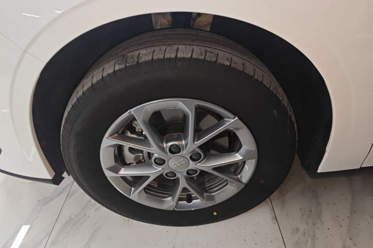 Used Geely Galaxy L6 2025 EM-i 60km Launch Edition Left Front Wheel Hub