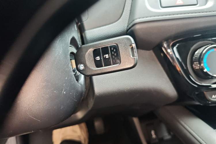 Used Honda Vezel 2020 1.5L CVT Pioneer Edition
