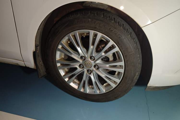 Used Buick GT 2015 15N Automatic Elite Version