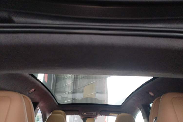 Used Hima Luxeed R7 2024 All-Electric 667 km Max